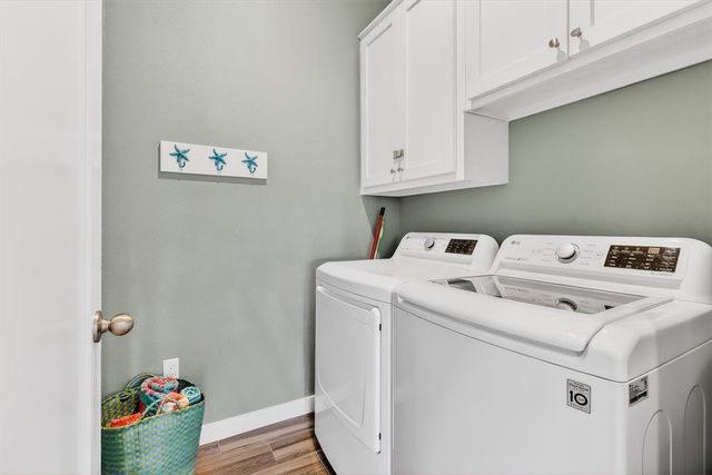 315 S 10th St, Port Aransas, TX 78373