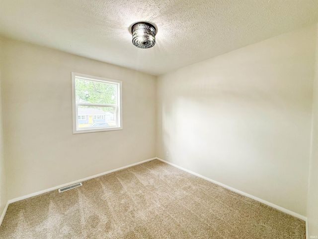 3118 Sunnymede Avenue, South Bend, IN 46615