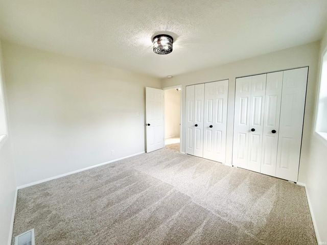 3118 Sunnymede Avenue, South Bend, IN 46615
