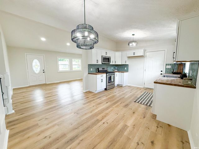 3118 Sunnymede Avenue, South Bend, IN 46615