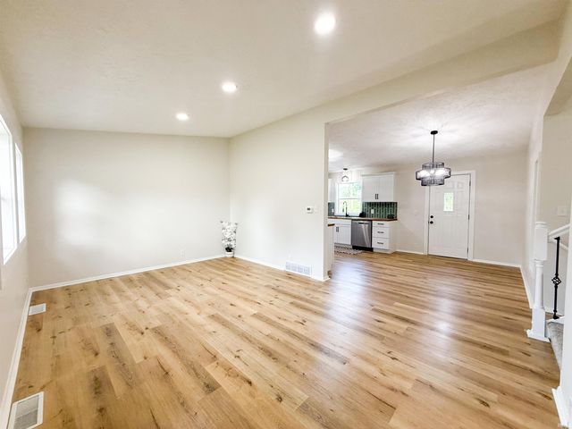 3118 Sunnymede Avenue, South Bend, IN 46615