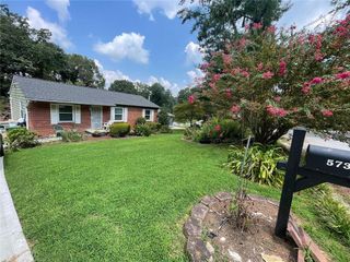 573 Alfred NW Road, Atlanta, GA 30331