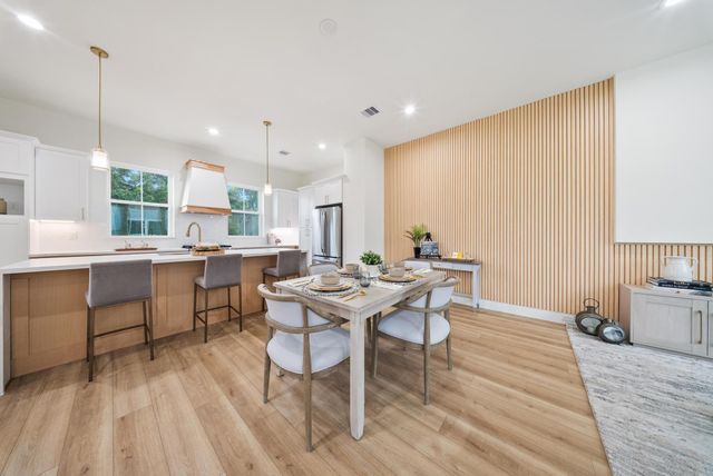 1106 Weiss Street, Houston, TX 77009