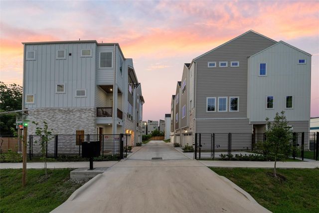 1106 Weiss Street, Houston, TX 77009