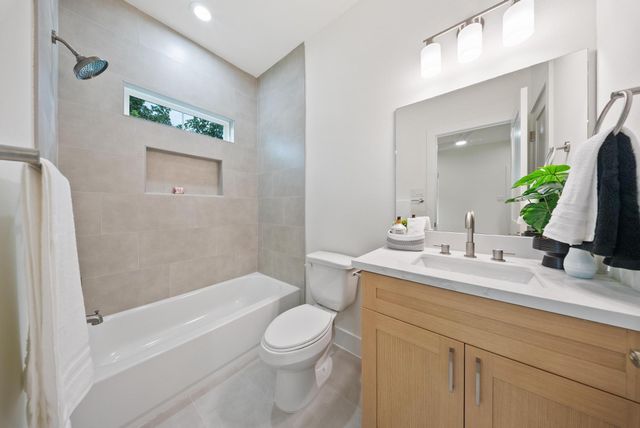 1106 Weiss Street, Houston, TX 77009