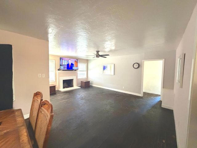 2634 grange, Stockton, CA 95204
