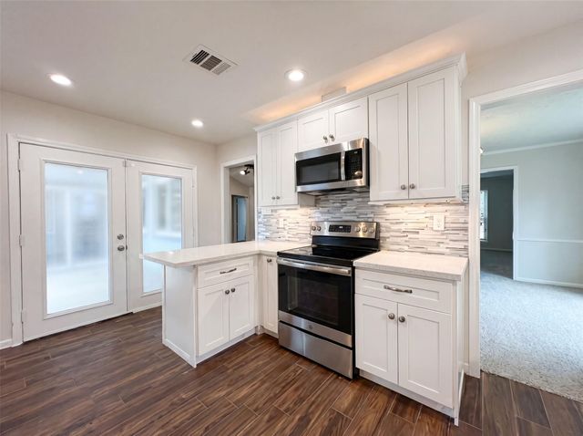 2503 Whispering Springs Drive, Spring, TX 77373