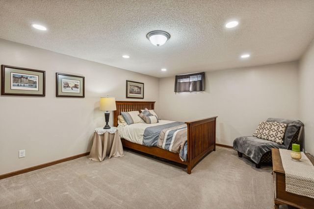 8906 Loch Lomond Boulevard, Brooklyn Park, MN 55443