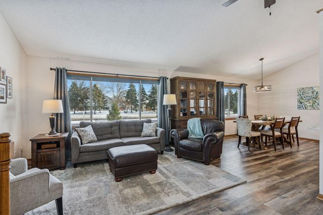 8906 Loch Lomond Boulevard, Brooklyn Park, MN 55443