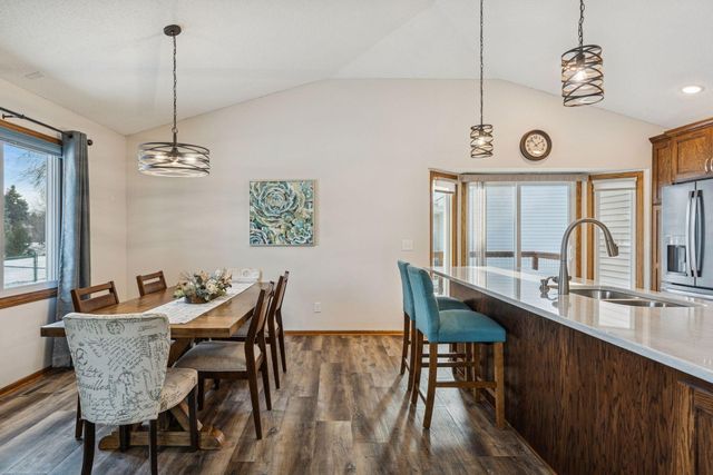 8906 Loch Lomond Boulevard, Brooklyn Park, MN 55443