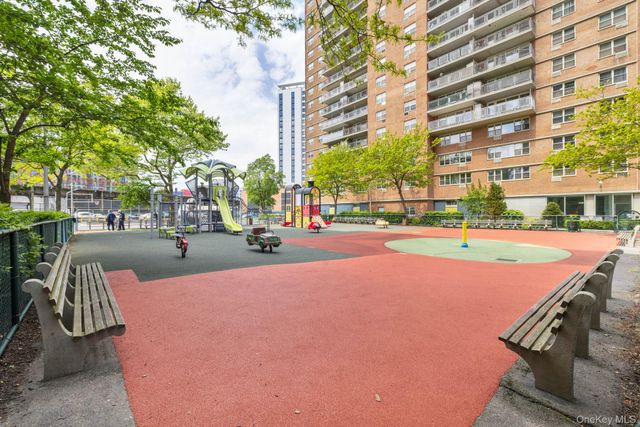 2942 West 5th Street 9O, Brooklyn, NY 11224