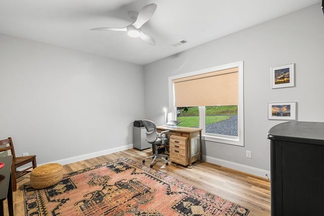 1060 Chatuge Village Circle, Hayesville, NC 28904