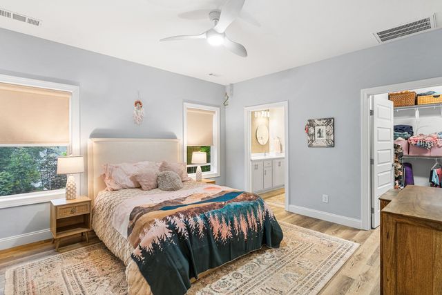 1060 Chatuge Village Circle, Hayesville, NC 28904