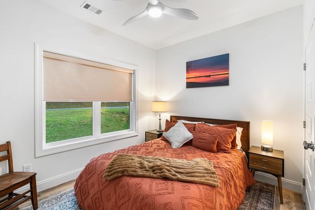 1060 Chatuge Village Circle, Hayesville, NC 28904