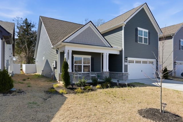 5823 Bear Trl, Rockvale, TN 37153