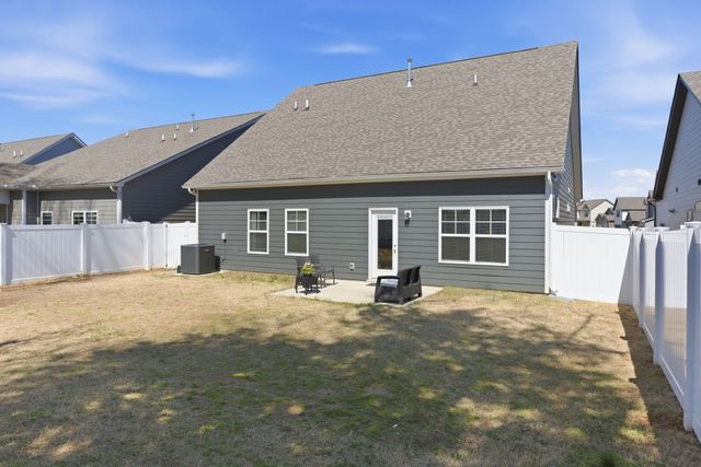 5823 Bear Trl, Rockvale, TN 37153