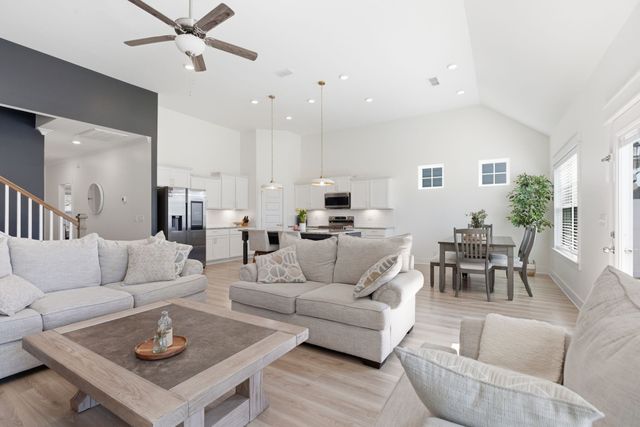 5823 Bear Trl, Rockvale, TN 37153