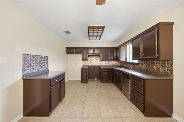 3900 Ware Del Norte Road, Mcallen, TX 78504