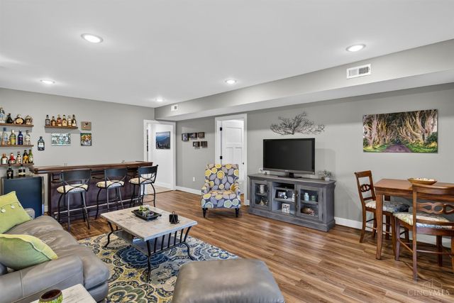 5749 Sanctuary Place, Cincinnati, OH 45230