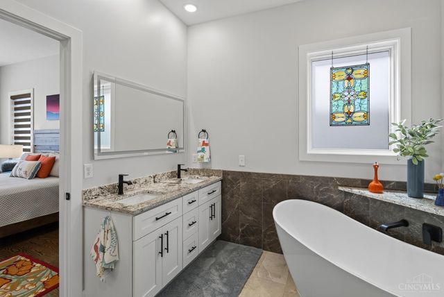 5749 Sanctuary Place, Cincinnati, OH 45230