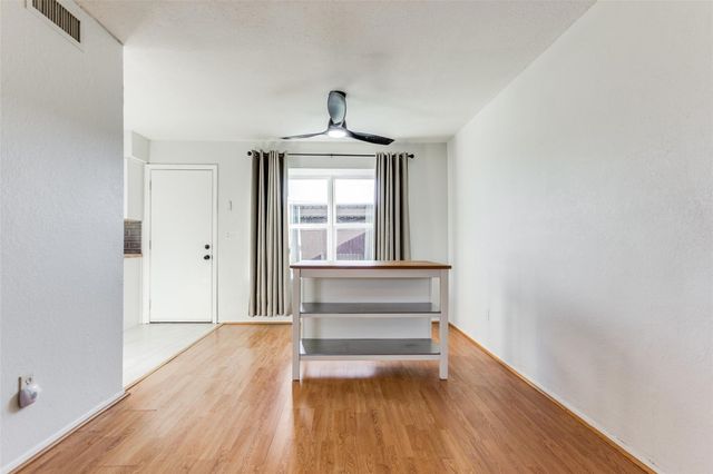 323 Towne House Lane, Richardson, TX 75081