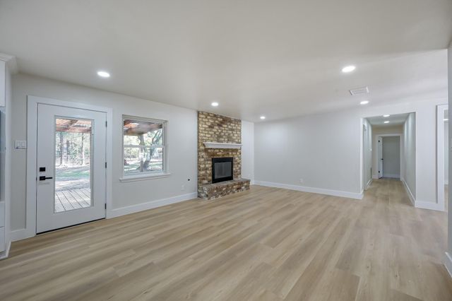 26206 Maplewood Drive, Spring, TX 77386