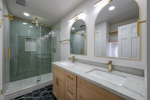 26206 Maplewood Drive, Spring, TX 77386