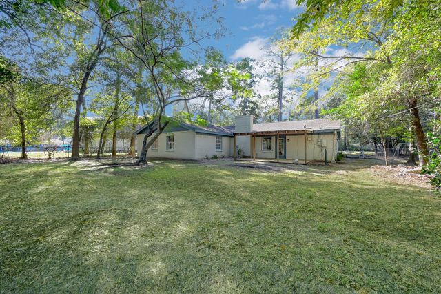 26206 Maplewood Drive, Spring, TX 77386