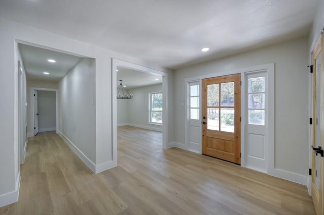 26206 Maplewood Drive, Spring, TX 77386