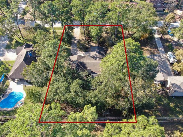 26206 Maplewood Drive, Spring, TX 77386