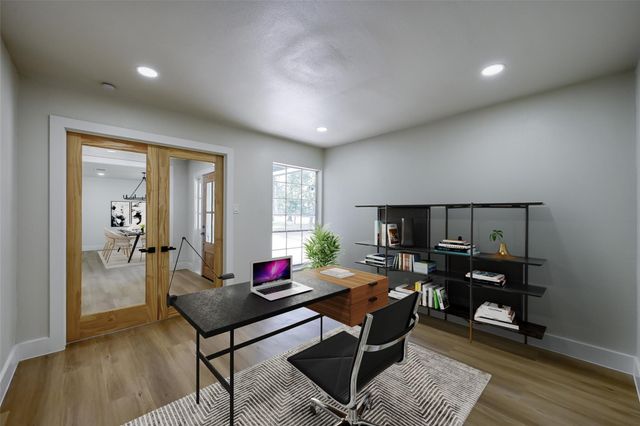 26206 Maplewood Drive, Spring, TX 77386