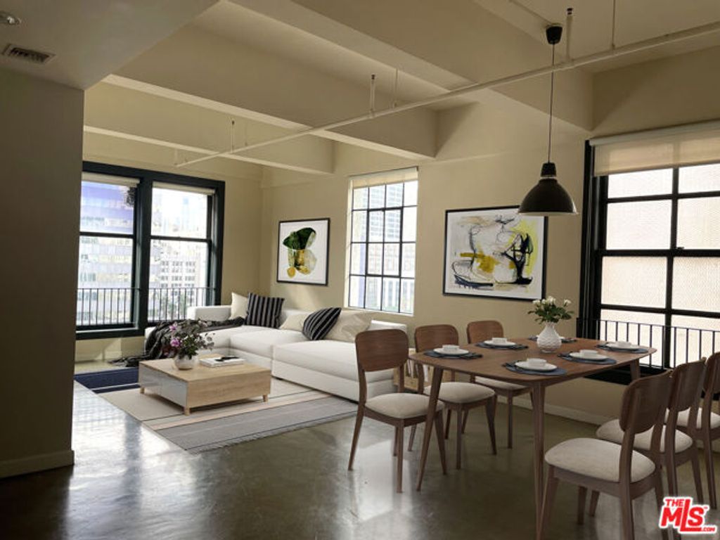 315 W 5th Street 301, Los Angeles, CA 90013