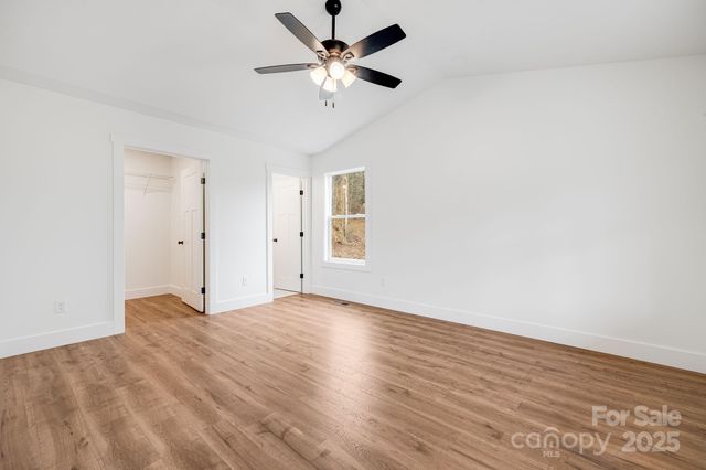 382 Holtzclaw Street, Canton, NC 28716