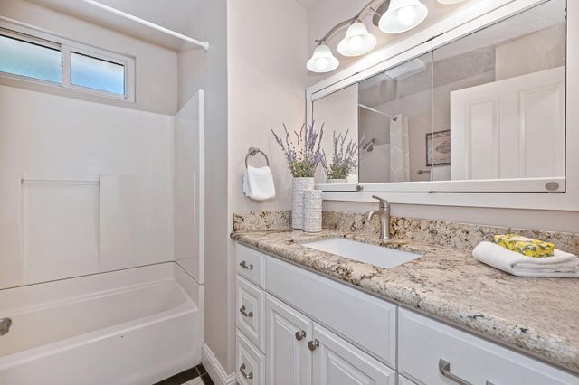 6336 Horseshoe Bar, Loomis, CA 95650