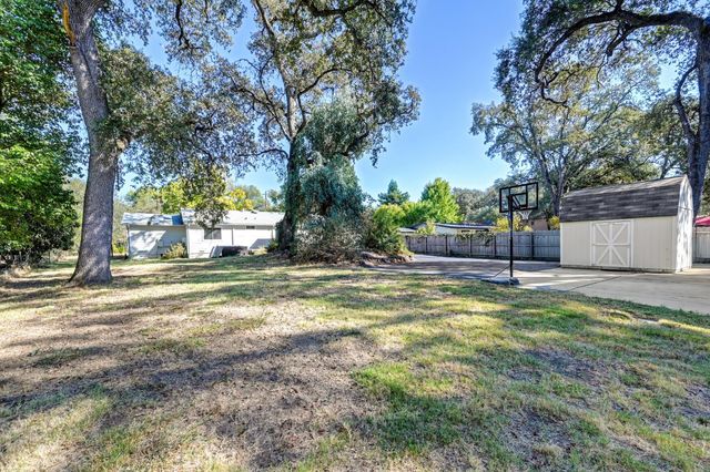 6336 Horseshoe Bar, Loomis, CA 95650
