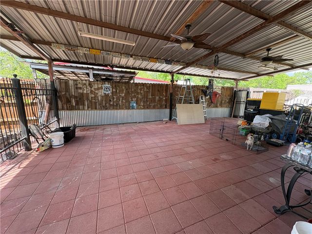 1501 Maple Drive, Bryan, TX 77803