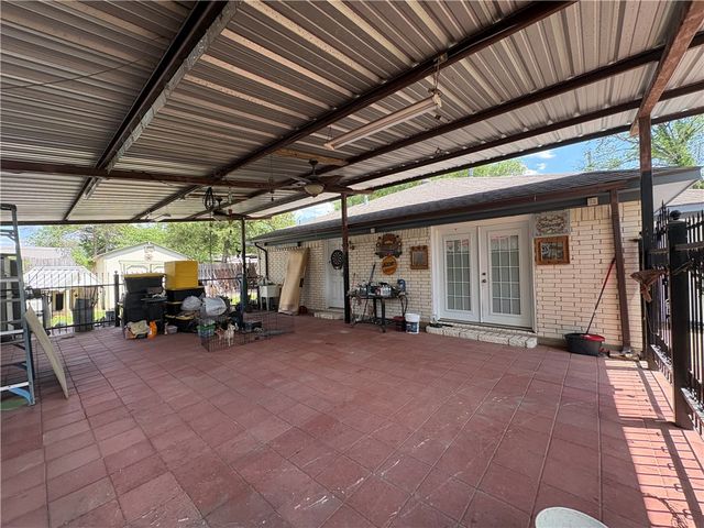 1501 Maple Drive, Bryan, TX 77803