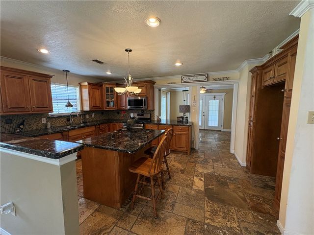 1501 Maple Drive, Bryan, TX 77803