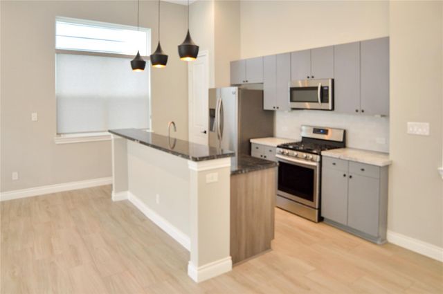 8918 Spring Knoll Forest Drive, Houston, TX 77080