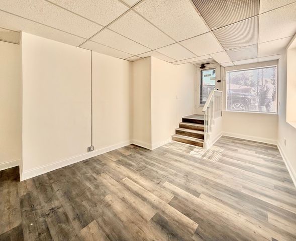 6946 N California Avenue CS, Chicago, IL 60645