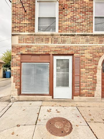 6946 N California Avenue CS, Chicago, IL 60645