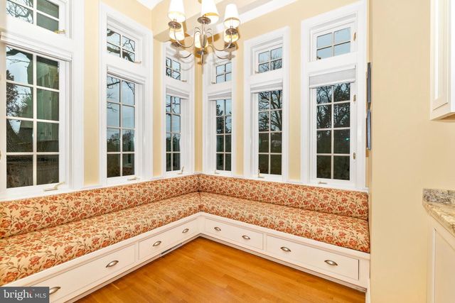 307 UPPER COLLEGE TER, Frederick, MD 21701