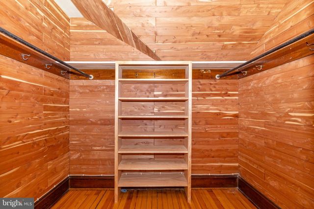 307 UPPER COLLEGE TER, Frederick, MD 21701