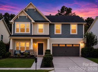 2207 Bluebell Way, Tega Cay, SC 29708
