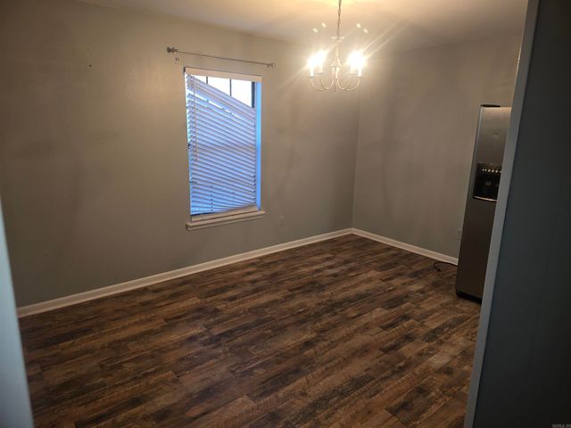 2502 Creekview Lane, White Hall, AR 71602