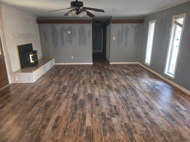 2502 Creekview Lane, White Hall, AR 71602