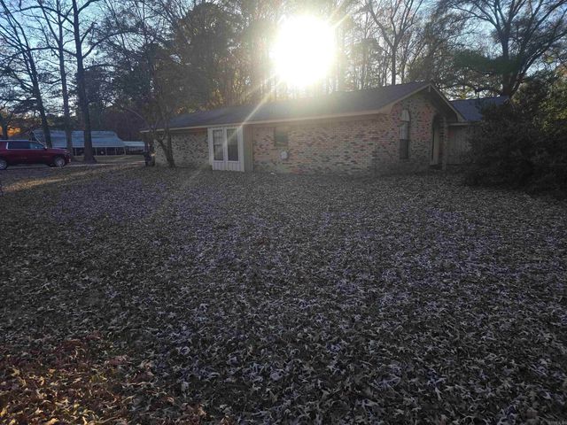 2502 Creekview Lane, White Hall, AR 71602