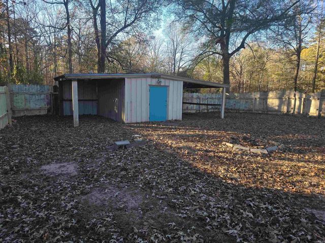 2502 Creekview Lane, White Hall, AR 71602