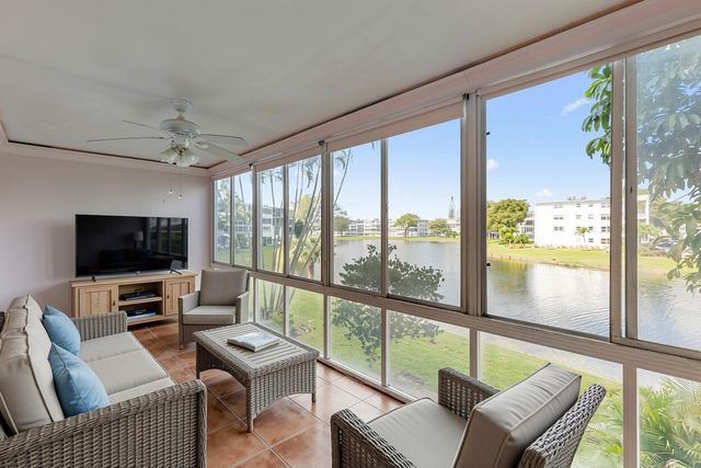 2122 Cambridge F 2122, Deerfield Beach, FL 33442
