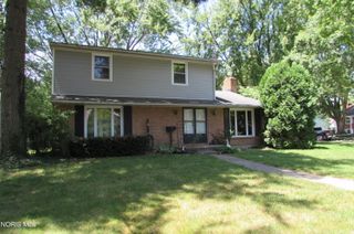 211 Cedar Lane, Waterville, OH 43566